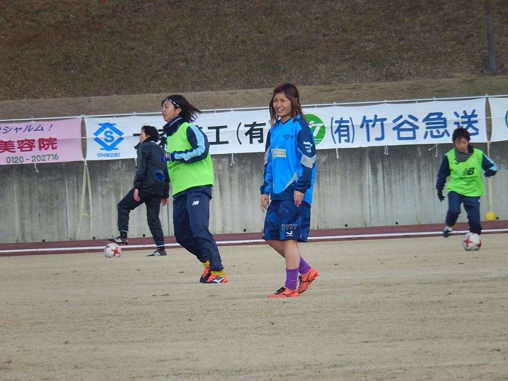 祝 なでしこリーグ2部昇格 バニーズ京都sc Mf澤田由佳の 眼 術 戦 Soccerlture